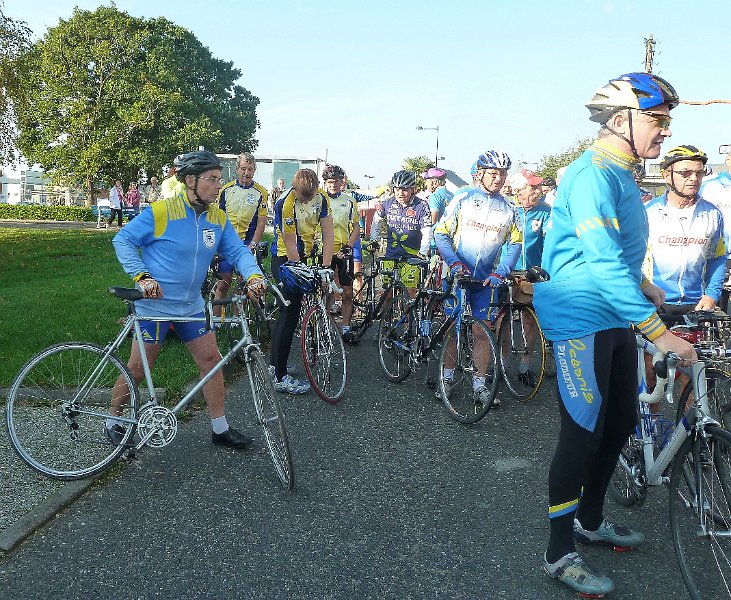 2010-10-10 09 03 Photo avant depart.JPG